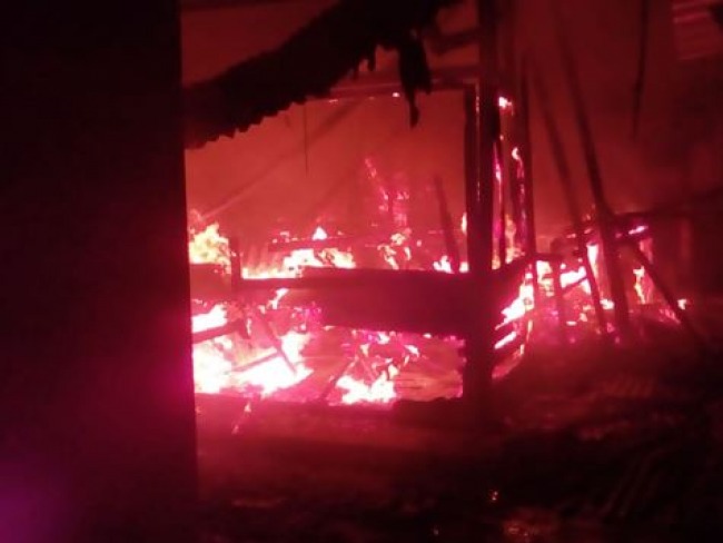 Incêndio, sem vítimas, na Feira da Sulanca, em Caruaru