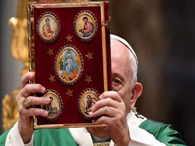 Papa Francisco abre Sínodo da Amazônia com missa voltada à floresta