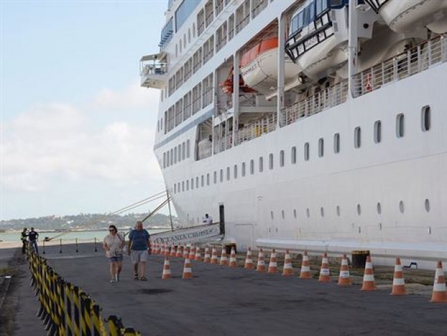 Canadense que desembarcou no Recife pode ser mais um caso de coronavírus