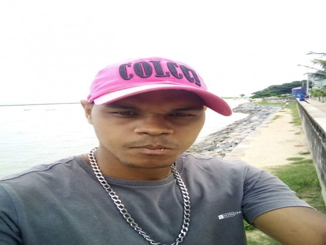 Jovem é assassinado a tiros enquanto pilotava uma moto em Lagoa do Itaenga