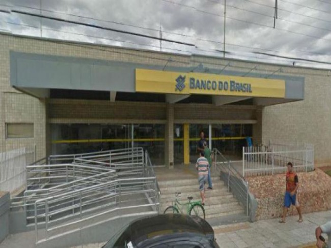 Banco do Brasil  alvo de tentativa de roubo em Petrolndia, no Serto de PE