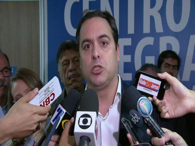 Paulo Cmara decreta estado de emergncia em Pernambuco