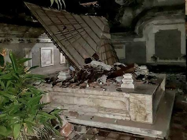 Terremoto na Indonsia deixa 82 mortos e centenas de feridos