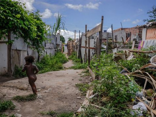 Seis em cada dez crianas vivem em situao precria no Brasil, diz Unicef