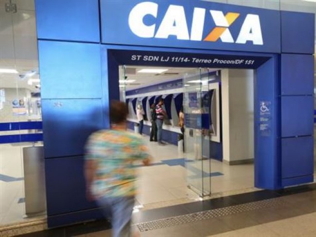 Caixa tem lucro recorde no semestre de R$ 6,7 bi, mas crdito recua