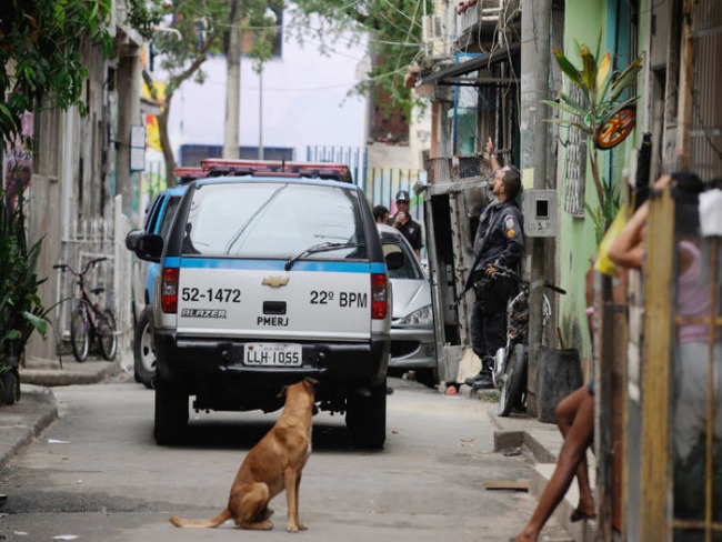 PM apreende 215 kg de drogas em comunidades da zona norte do Rio