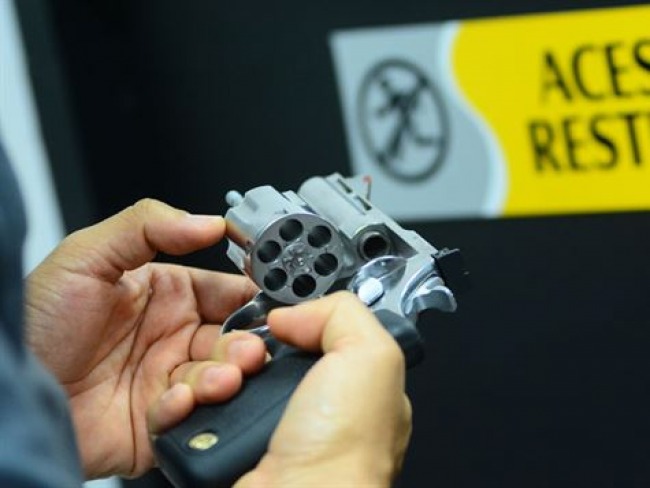 Mercado de armas no Recife prev alta nas vendas