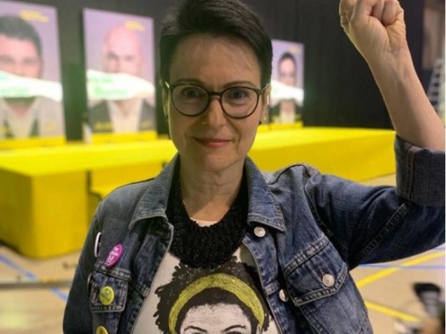 Brasileira  eleita deputada por partido nacionalista catalo