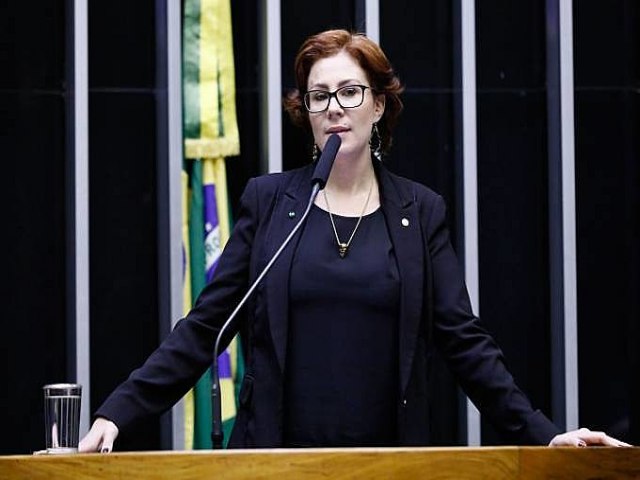 TRE condena Carla Zambelli por propaganda eleitoral irregular em So Paulo