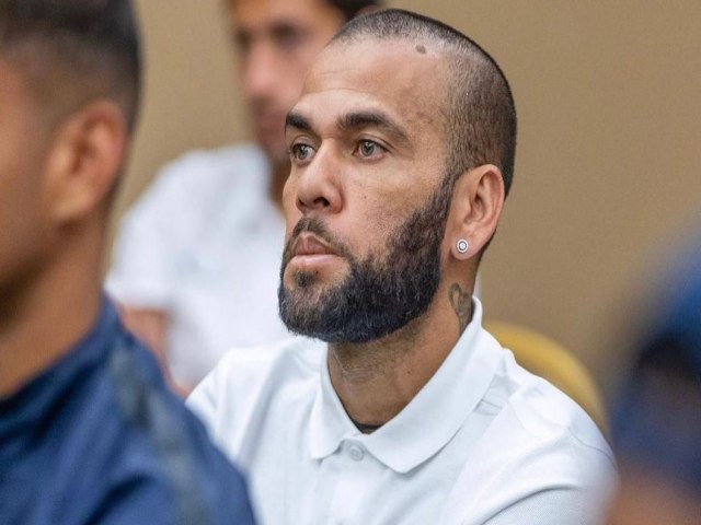 Caso Daniel Alves: com investigao finalizada, lateral deve pagar R$ 780 mil em caso de condenao