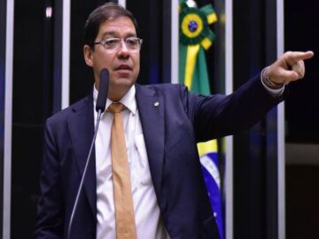Lder do PL compara suposta 'doutrinao' nas escolas brasileiras  atuao do grupo terrorista Hama