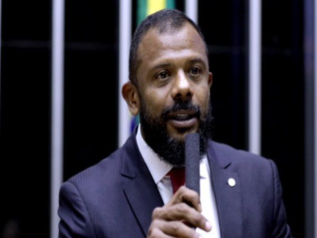MP denuncia deputado Delegado Da Cunha por violncia domstica e ameaa; caso  enviado para o STF