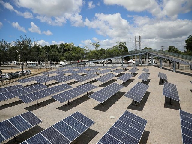 Ufal inaugura Usina Solar para impulsionar pesquisas