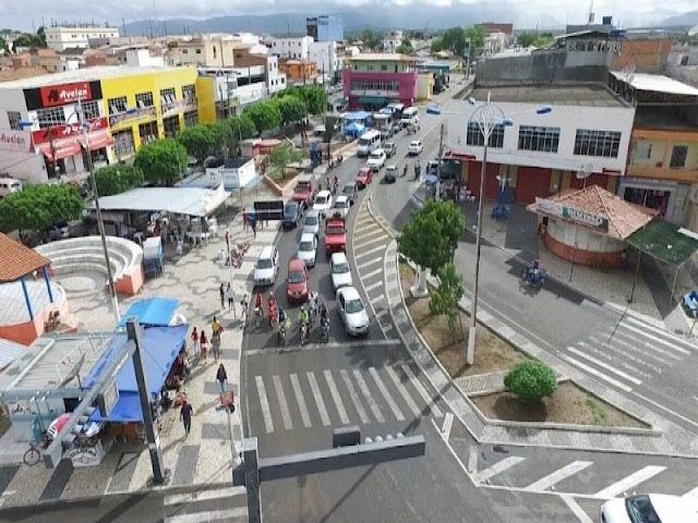 Mulher  assaltada no centro de Delmiro Gouveia