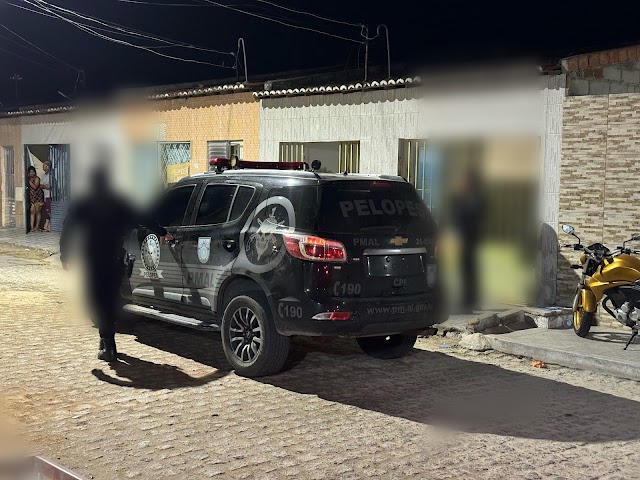 Urgente: jovem  executado com tiros na cabea em Delmiro Gouveia