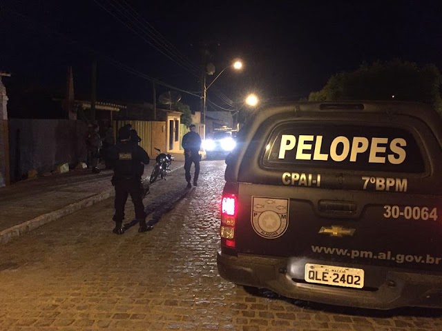 Homem  preso depois de ameaar sargento do Peloto de Operaes Especiais em Delmiro Gouveia