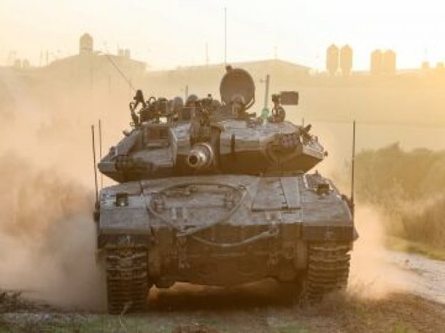 Israel bombardeia o sul de Gaza e confronta EUA sobre futuro Estado palestino