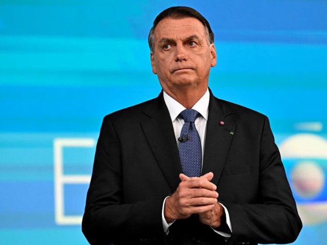 TSE abre nova ação para investigar campanha de Bolsonaro