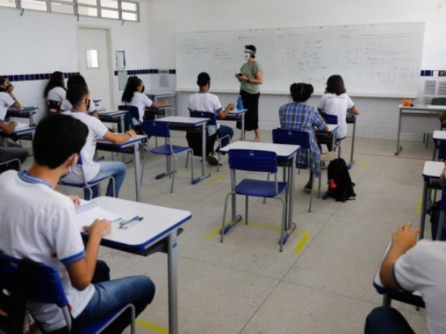 CONCURSO DA EDUCAÇÃO: Secretaria de Educação de Pernambuco tem até dia 27 para apresentar cronograma de convocação dos professores ao MPPE