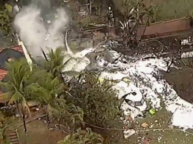 Fotos mostram como ficou avio que caiu em Vinhedo e deixou 61 mortos