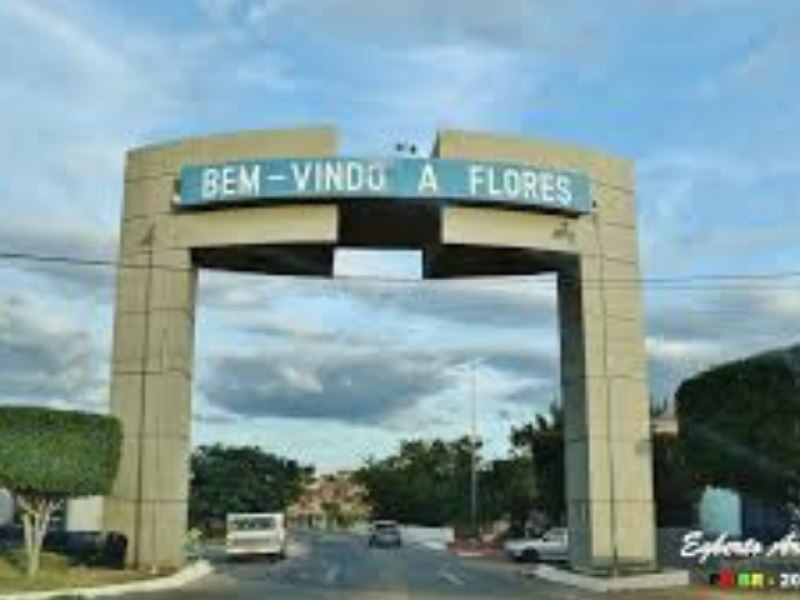 Prefeitura de Flores anuncia comisso para novo concurso pblico na educao