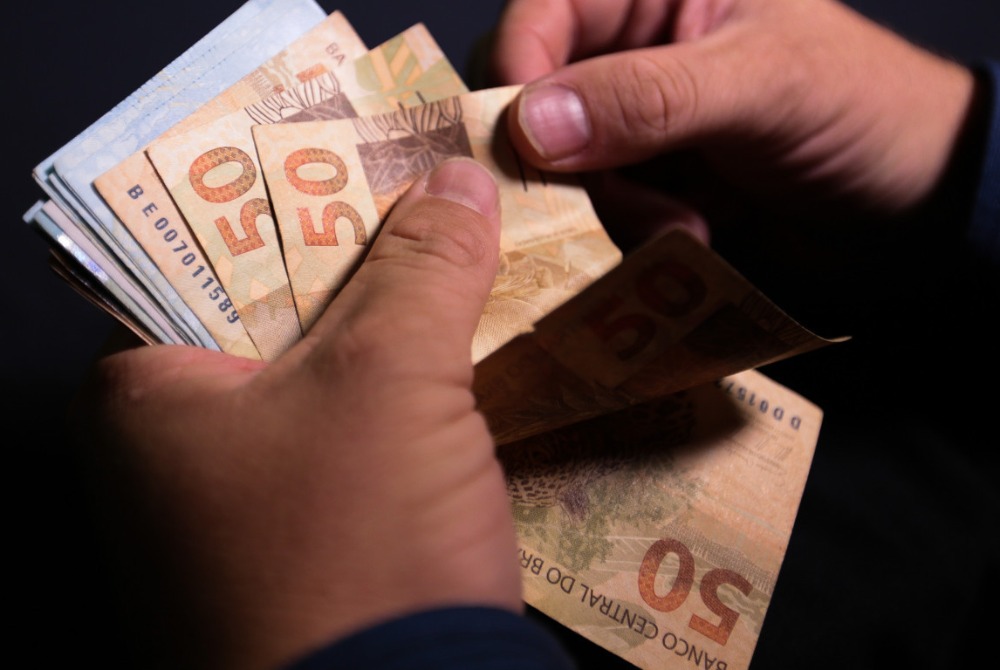 Golpe do Desenrola 2.0: Governo Federal alerta para fraudes em site falso
