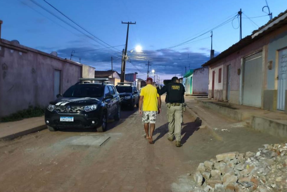 Opera��o mira quadrilha envolvida com com�rcio ilegal de armas em Pernambuco e outros dois estados