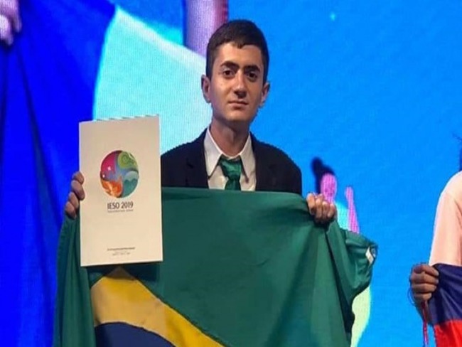 Estudante do IFPI Campus Paulistana conquista medalha em olimpada internacional