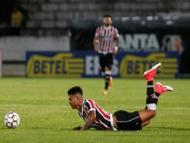 No Arruda, Santa Cruz perde por 3x1 para o Londrina