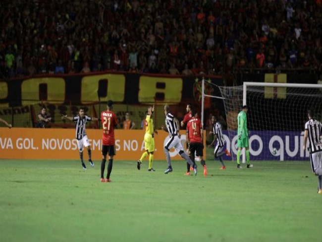 Sport perde do Botafogo e entra no Z-4 do Brasileiro