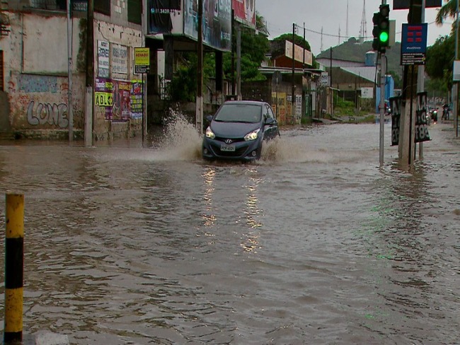 Pernambuco tem alerta para chuvas moderadas a fortes em trs regies