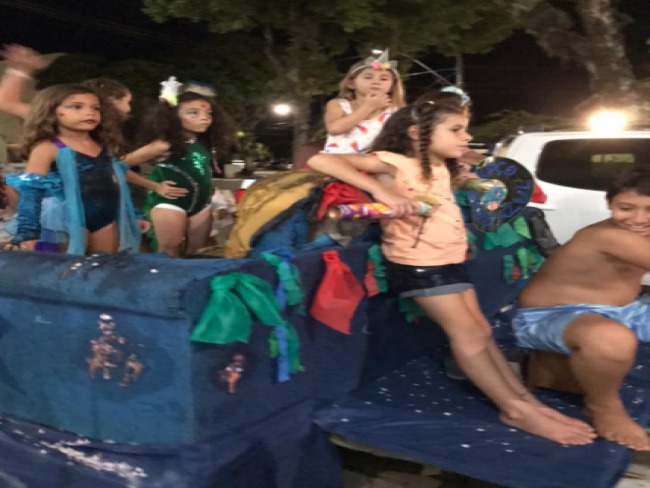 Temas polmicos agitam carnaval de Barra do Sahy e de Santa Cruz