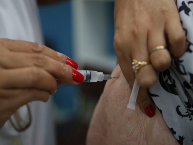 Campanha nacional de vacinao contra a gripe comea nesta segunda