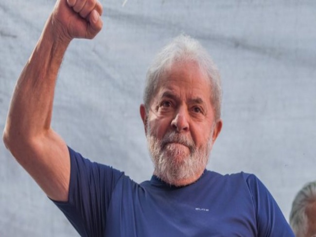Juiz do TRF-4 volta a determinar soltura de Lula no prazo mximo de 1 hora