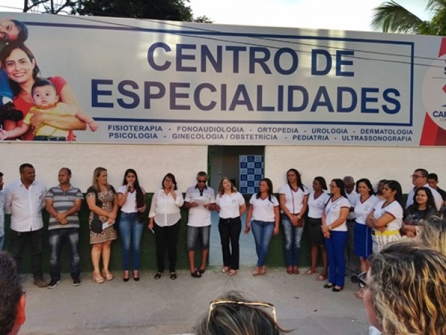 Capim Grosso: Prefeita Lydia Pinheiro inaugura novas instalaes do Centro de Especialidades e do Programa de Combate s Endemias