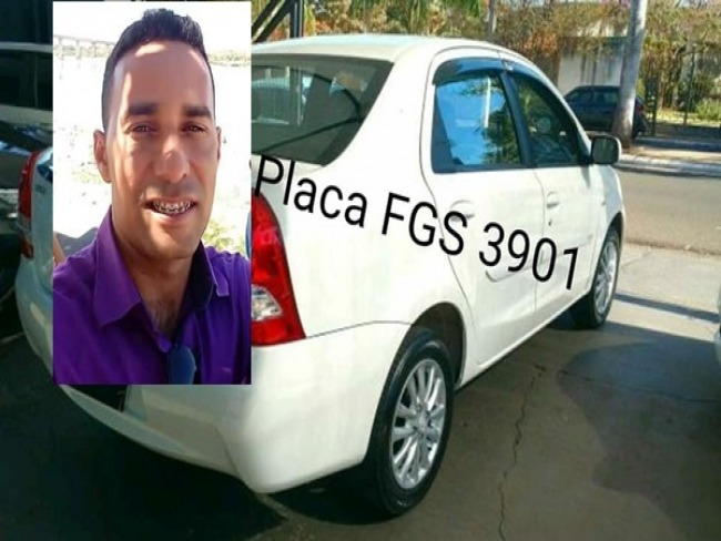 Oliveira dos Brejinhos-BA: Familiares pedem ajuda para encontrar jovem desaparecido com carro. 