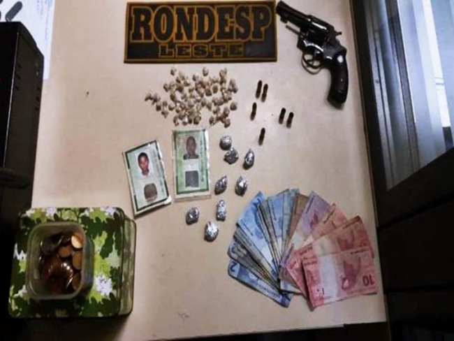 Suspeito de trfico de drogas morre durante ao policial em Feira de Santana