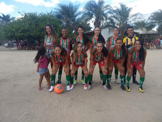 Quixabeira: Torneio Feminino acaba em confuso e prmio  dividido entre equipes classificadas 