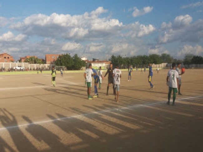 Quixabeira: Povoado de Alto do Capim conquista o tri campeonato rural de futebol