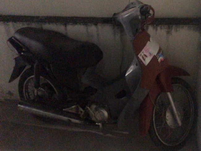 Moto roubada  encontrada abandonada em Santaluz