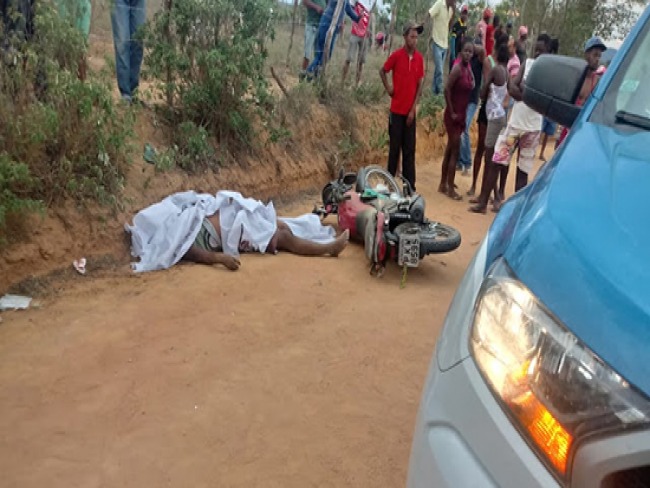 Homem morre ao colidir moto em cerca de arame farpado na zona rural de Senhor do Bonfim