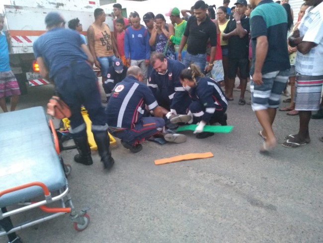 Homem sofre fratura na perna em acidente com moto prximo ao Jacobina IV 