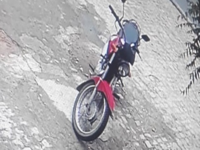 Capim Grosso: motocicleta  furtada na Av. ACM, na manh desta segunda-feira (11)