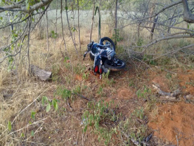 Motocicleta tomada de assalto em Ipir  encontrada abandonada em Baixa Grande