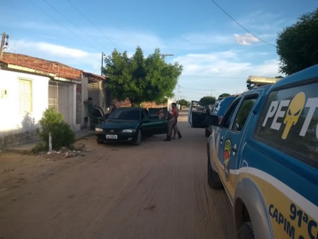 Polcia Militar prende traficantes em Capim Grosso