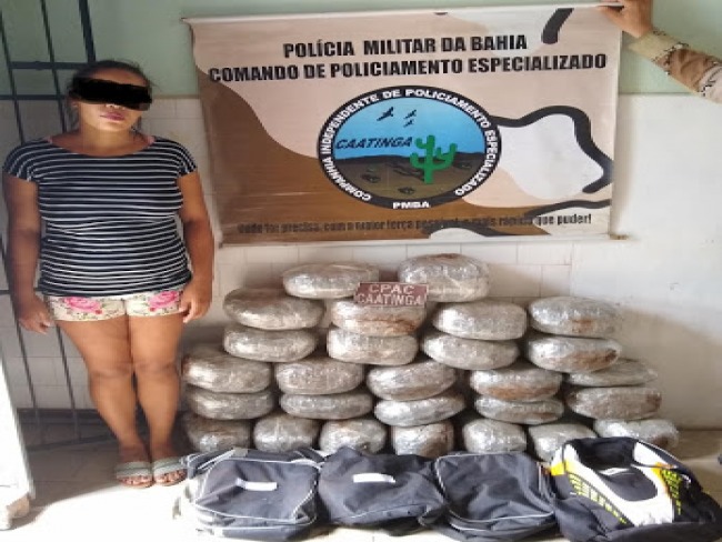 CPAC PRENDE MULHER COM 28KG DE MACONHA MUCURUR 