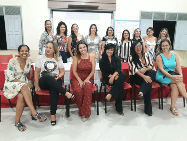 15 mulheres marcam 1 saia justa da OAB em Capim Grosso 