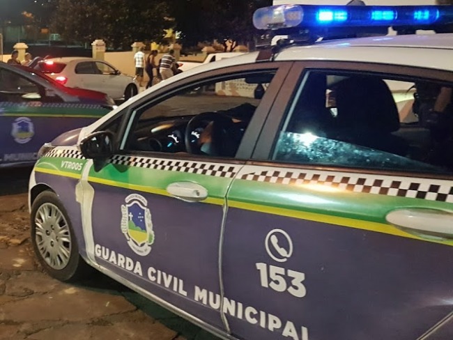 Trs feridos, vtimas de coliso entre motos em Lages do Batata de Jacobina 
