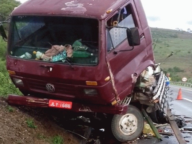 Acidente deixa vtima fatal na Serra do Cem em Nova Itarana 