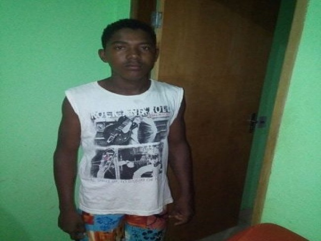 Jovem natural de M. do Chapu esta desaparecido em Goias!